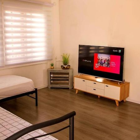 שמילה אירוח 2 Vila Arad Exterior foto
